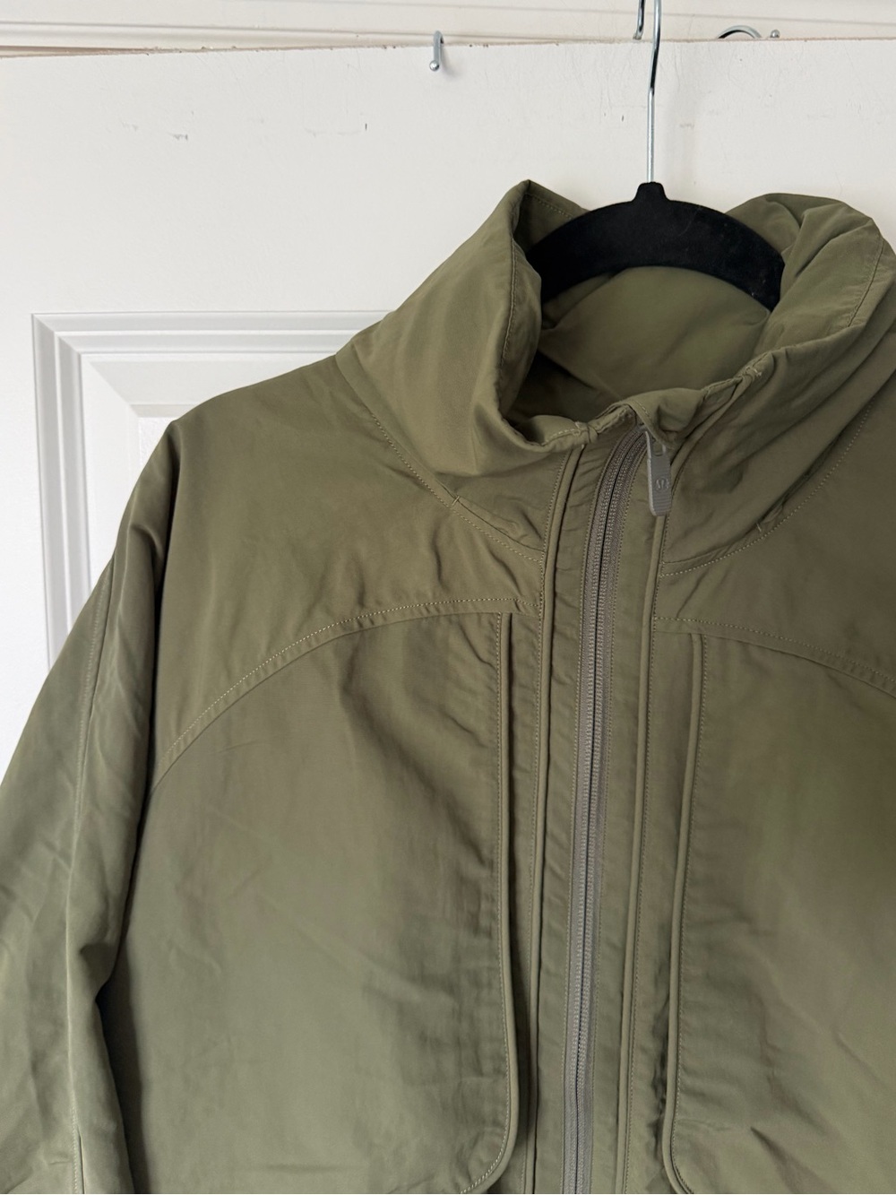 lululemon athletica Olive Green Effortless Jacket - Picture 2 of 7